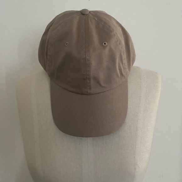 Neutral Cap - Picture 2 of 4